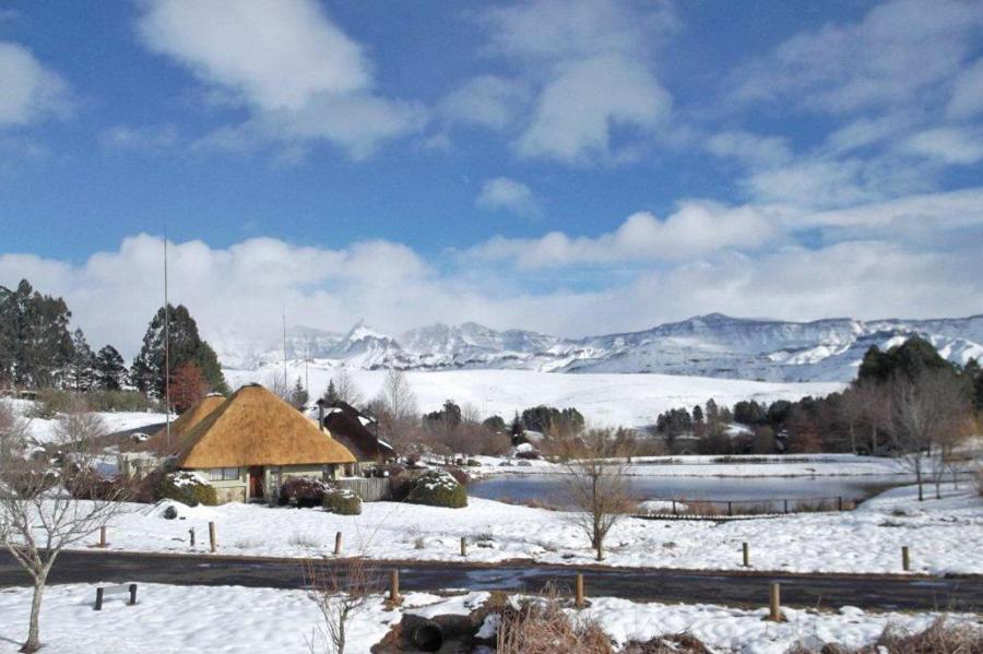 Castleburn Legacy Resort Drakensberg Gardens Exterior foto